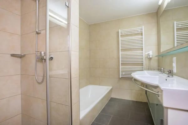 Foto van Oostenrijkse bergchalet-retraite - Vakantiehuis in Wald-Königsleiten - BathRoom