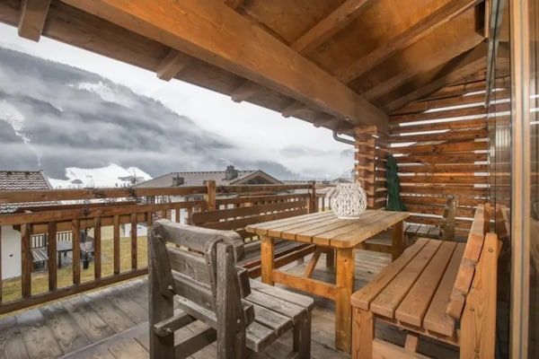 Foto van Oostenrijkse bergchalet-retraite - Vakantiehuis in Wald-Königsleiten - TerraceBalcony