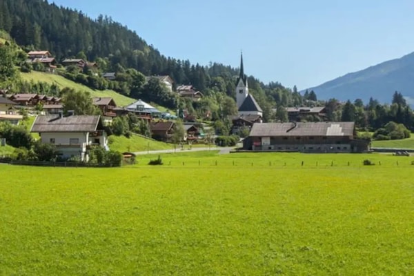 Foto van Oostenrijkse bergchalet-retraite - Vakantiehuis in Wald-Königsleiten - GardenSummer