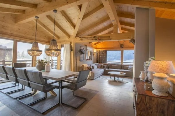 Foto van Familieskichalet met uitzicht - Vakantiehuis in Wald-Königsleiten - DiningRoom