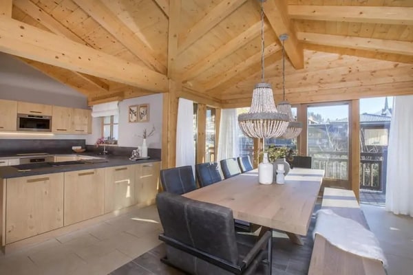 Foto van Familieskichalet met uitzicht - Vakantiehuis in Wald-Königsleiten - DiningRoom