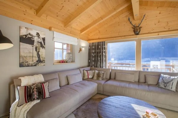 Foto van Familieskichalet met uitzicht - Vakantiehuis in Wald-Königsleiten - LivingRoom