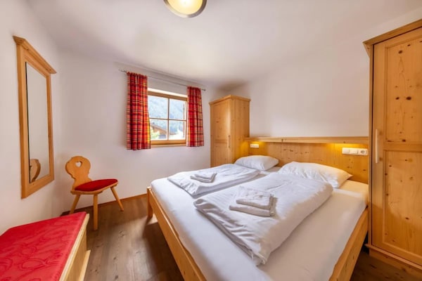 Foto van Schoneben Mountain Family Retreat - Vakantiehuis in Wald-Königsleiten - BedRoom