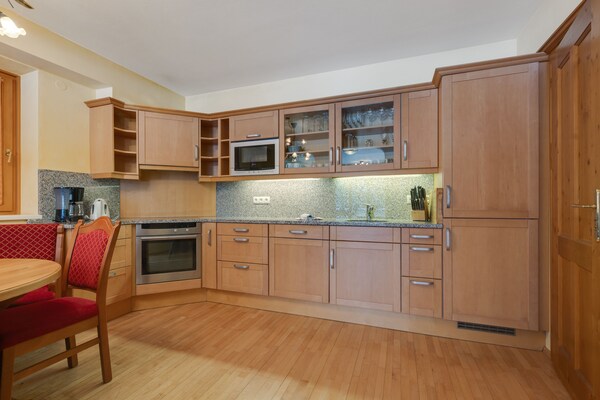 Foto van Chalet in Saalbach bij Skilift - Vakantiehuis in Saalbach-Hinterglemm - ExteriorSummer