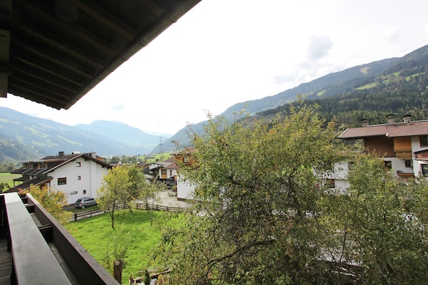 Foto van Appartement in Stumm bij Skigebied - Vakantiehuis in Stumm - ViewSummer