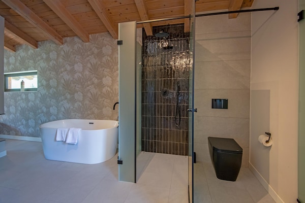 Foto van Exclusief Alpenchalet in Niederau - Vakantiehuis in Wildschönau-Niederau - BathRoom