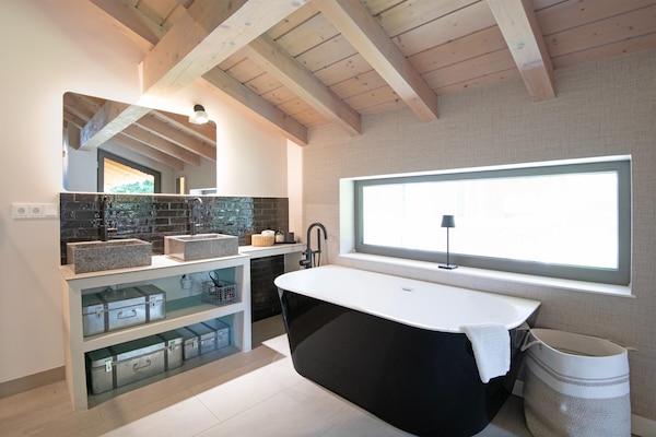 Foto van Exclusief Alpenchalet in Niederau - Vakantiehuis in Wildschönau-Niederau - BathRoom