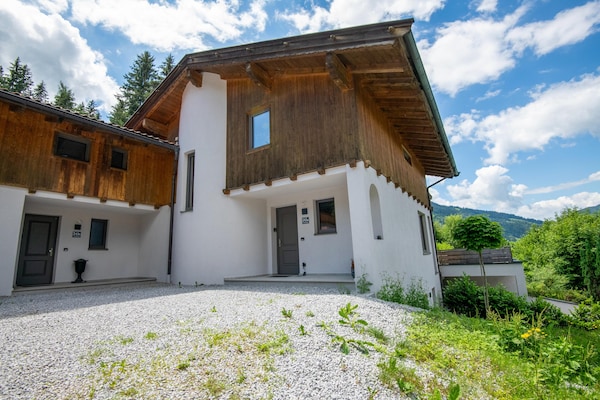 Foto van Exclusief Alpenchalet in Niederau - Vakantiehuis in Wildschönau-Niederau - ExteriorSummer