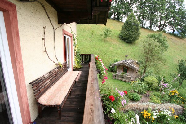 Foto van Chalet in Hopfgarten bij Skilift - Vakantiehuis in Hopfgarten im Brixental - TerraceBalcony