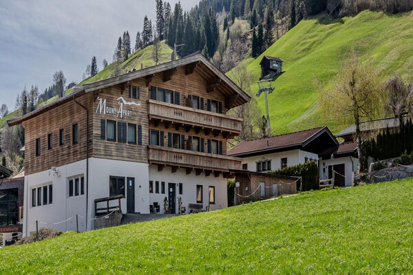 Foto van Vakantieappartement direct aan de skipiste - Vakantiehuis in Jochberg - AreaWinter1KM