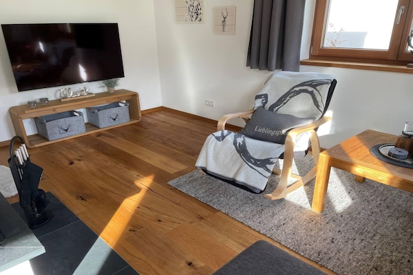 Foto van Chalet in Alpen bij Skilift & Piste - Vakantiehuis in Sankt Ulrich am Pillersee - LivingRoom
