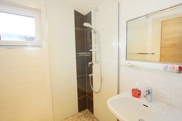 Foto van Appartement in Ski-paradijs bij Loipes - Vakantiehuis in Längenfeld - BathRoom