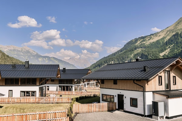 Foto van Luxe chalet in Bichlbach - Vakantiehuis in Bichlbach - ExteriorSummer