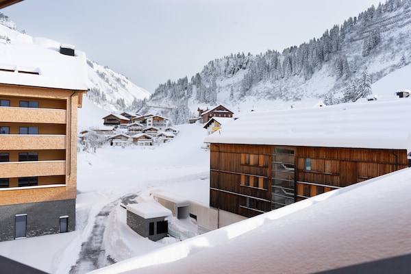 Foto van Appartement in Schröcken bij Ski Arlberg - Vakantiehuis in Schröcken - ExteriorWinter