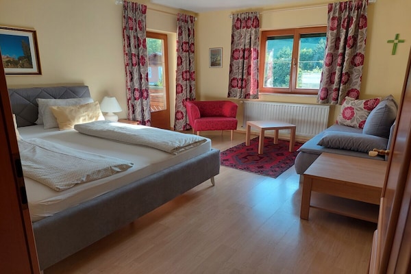 Foto van 1 in het romantische gastenverblijf Annas-Home - Vakantiehuis in Ratsch - Untagged