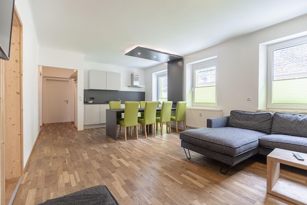 Foto van Mooi appartement in Stryia met sauna (zonder borg) - LivingRoom