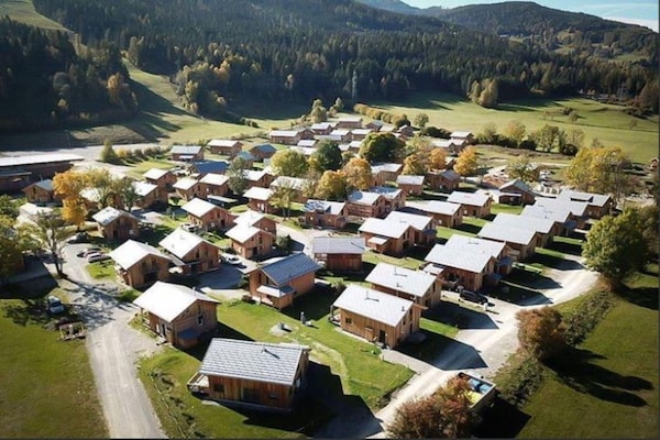 Foto van Luxe chalet met bubbelbad - Vakantiehuis in Sankt Georgen am Kresichberg - AreaSummer1KM