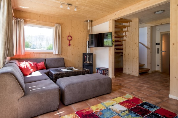 Foto van Groot chalet met swimspa - Vakantiehuis in Sankt Georgen am Kresichberg - LivingRoom