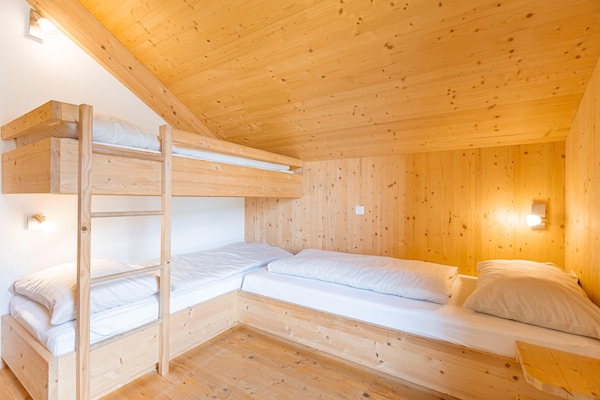 Foto van Modern chalet met infraroodsauna - Vakantiehuis in Sankt Georgen am Kresichberg - BedRoom