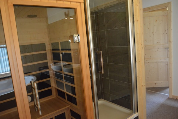 Foto van Luxe chalet in skigebied Kreischberg met welness - Vakantiehuis in Kreischberg Murau - BathRoom