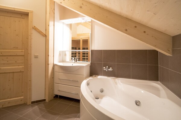 Foto van chalet met sauna - Vakantiehuis in Kreischberg Murau - BathRoom