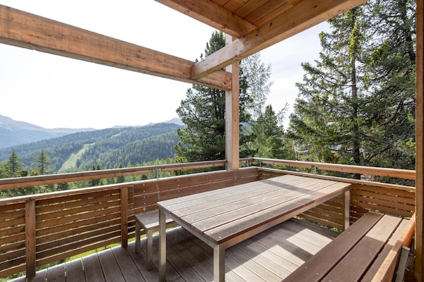 Foto van Luxe chalet met binnenjacuzzi - Vakantiehuis in Turracherhöhe - TerraceBalcony