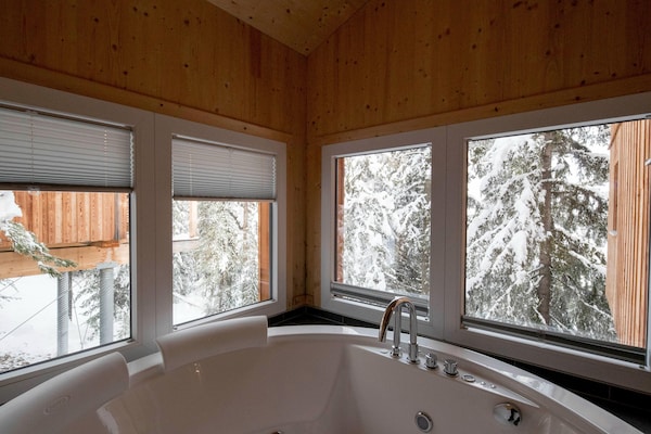 Foto van Luxe chalet met binnenjacuzzi - Vakantiehuis in Turracherhöhe - Wellness