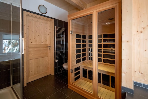 Foto van Luxe chalet met binnenjacuzzi - Vakantiehuis in Turracherhöhe - Wellness