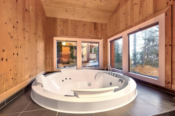 Foto van Luxe chalet met binnenjacuzzi - Vakantiehuis in Turracherhöhe - Wellness