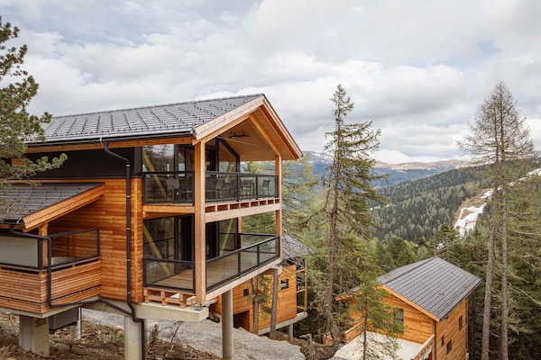 Foto van Charmant chalet met hot tub and sauna - Vakantiehuis in Turrach - ExteriorSummer