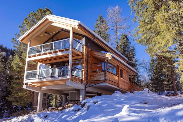 Foto van Charmant chalet met hot tub and sauna - Vakantiehuis in Turrach - ExteriorWinter