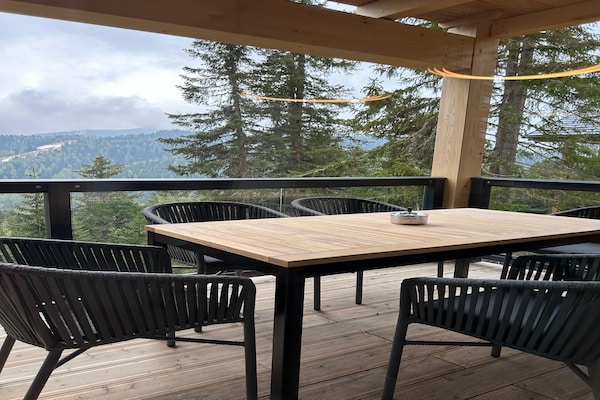 Foto van Aangenaam chalet met sauna - Vakantiehuis in Turrach - TerraceBalcony
