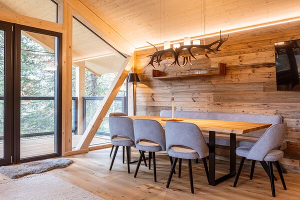 Foto van Luxe chalet met sauna & hot tub - Vakantiehuis in Turrach - DiningRoom
