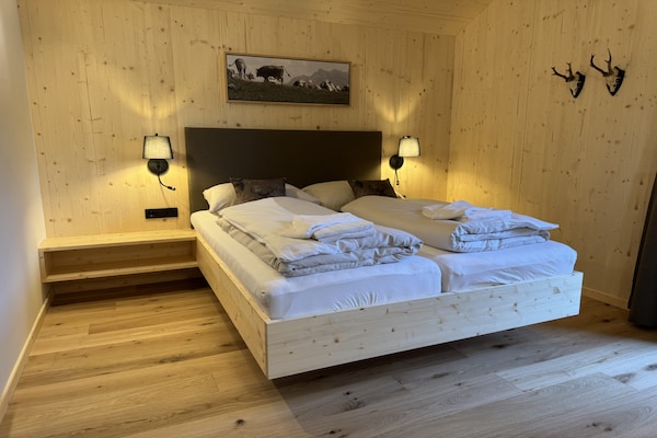 Foto van Luxe chalet met sauna en bubbelbad. - Vakantiehuis in Turrach - BedRoom