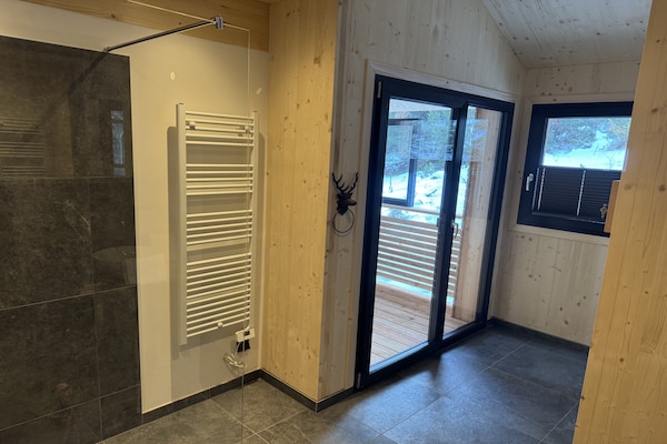 Foto van Luxe chalet met sauna en bubbelbad. - Vakantiehuis in Turrach - BathRoom