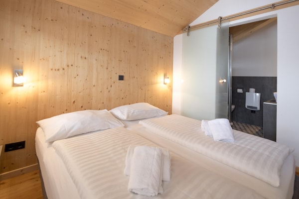 Foto van Luxe chalet met buitenwhirlpool - Vakantiehuis in Turracherhöhe - BedRoom