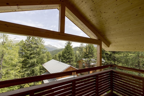 Foto van Luxe chalet met buitenwhirlpool - Vakantiehuis in Turracherhöhe - TerraceBalcony