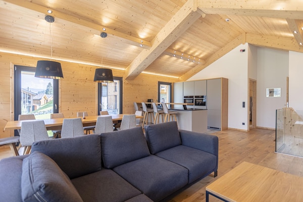 Foto van Luxe chalet met privésauna - Vakantiehuis in Ennsling - LivingRoom