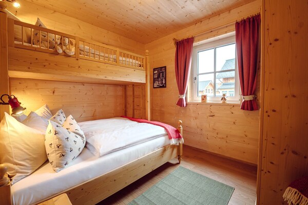 Foto van Mooi chalet van Zlaimlift - Vakantiehuis in Grundlsee - BedRoom