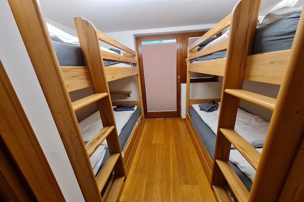 Foto van Gezellig appartement nabij Murkarspitze - Vakantiehuis in Bad Kleinkirchheim - ExteriorWinter