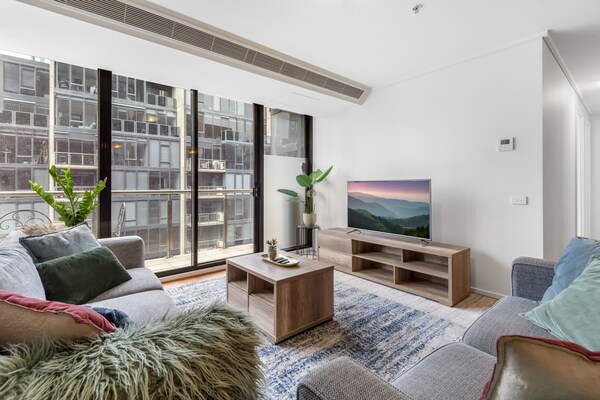 Foto van Luxe 2-slaapkamerapp met rivierzicht, bij casino - Vakantiehuis in Southbank - LivingRoom