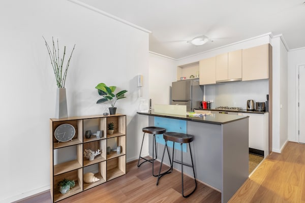 Foto van Luxe 2-slaapkamerapp met rivierzicht, bij casino - Vakantiehuis in Southbank - Kitchen