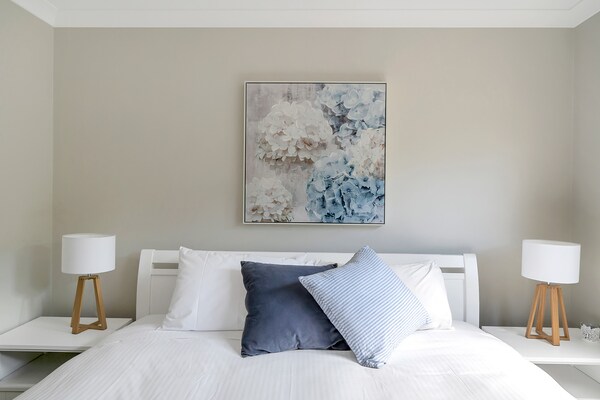 Foto van 3-slaapkamerappartement met strandzicht en entertainmentruimte - BedRoom