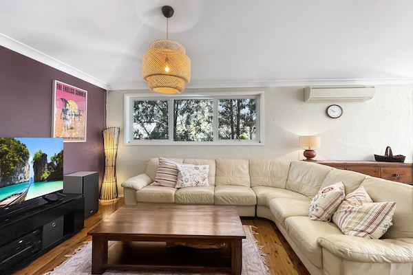 Foto van 3-slaapkamerwoning aan de rivier met ruim terras en barbecue - LivingRoom