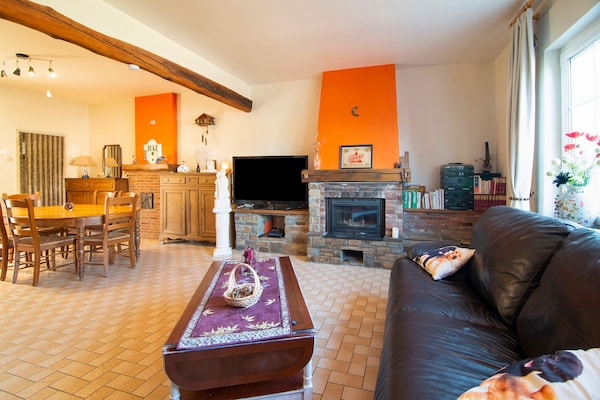 Foto van Vakantiehuis in Houyet voor 6 personen - Vakantiehuis in Houyet - LivingRoom