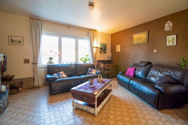 Foto van Vakantiehuis in Houyet voor 6 personen - Vakantiehuis in Houyet - LivingRoom