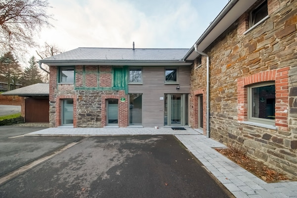 Foto van Vakantiehuis in Waimes met tuin - Vakantiehuis in Waimes - ExteriorSummer