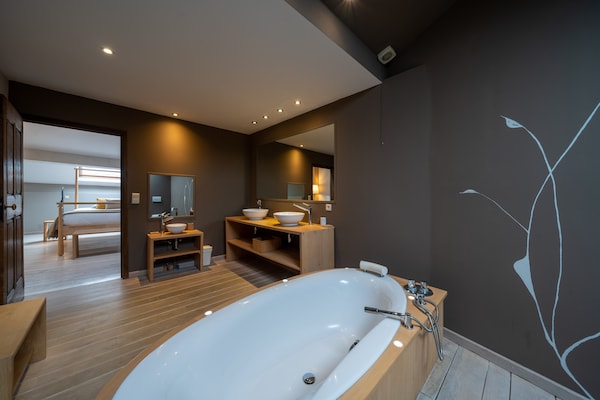 Foto van Historische boshaven van Gedinne - Vakantiehuis in Gedinne - BathRoom