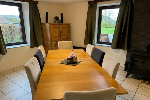 Foto van Authentiek vakantiehuis in Gouvy met wellness - Vakantiehuis in Gouvy - DiningRoom