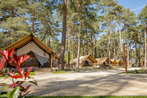 Foto van Glampingtent Luxe 6 - Vakantiehuis in Zutendaal - Untagged